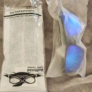 Safety glasses
